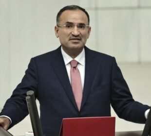 Bekir Bozdağ